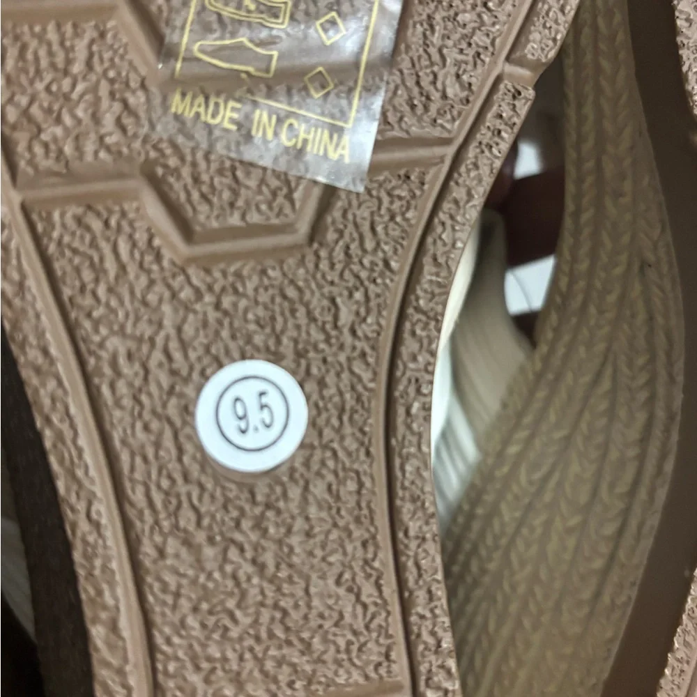 Good Choice Caro White Wedge Sandals brand new #12